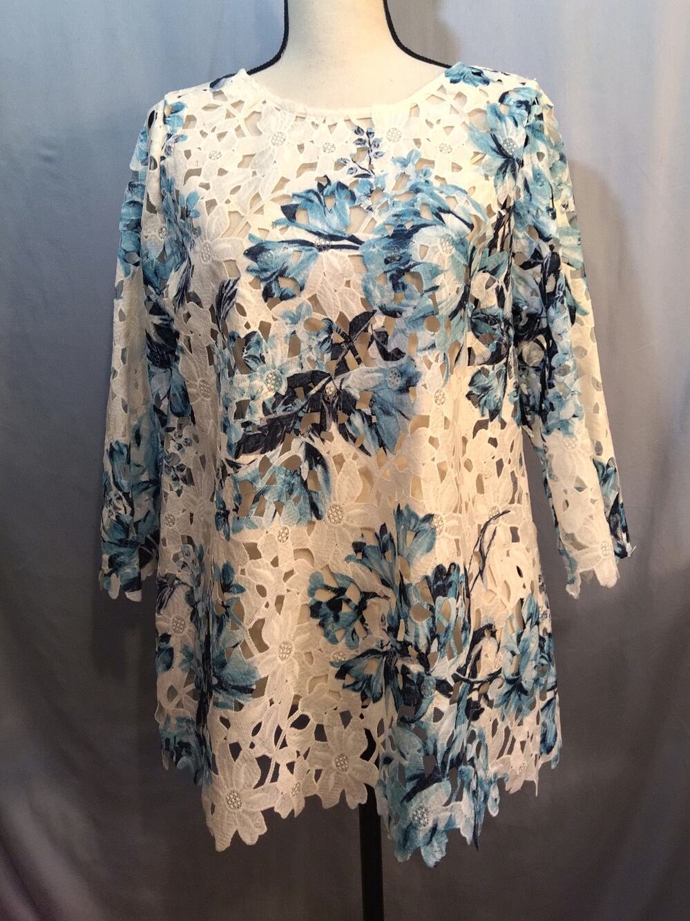 Charter Club Blue White Floral Ruffle Button